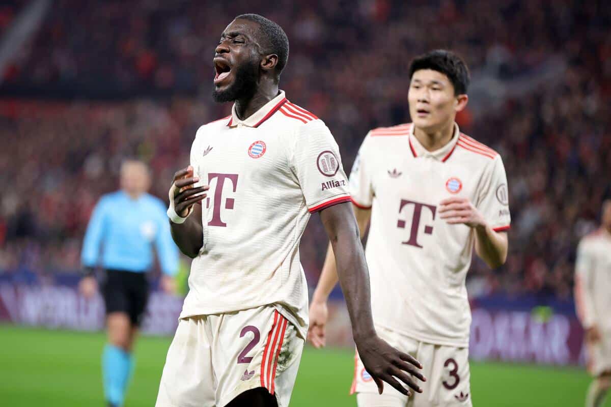 Dayot Upamecano (z lewej)