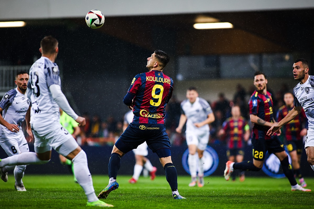 Puszcza Niepołomice - Pogoń Szczecin