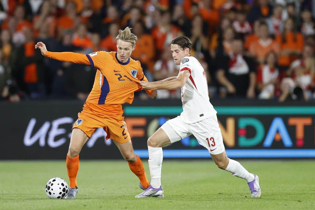Frenkie de Jong i Jakub Kaminski