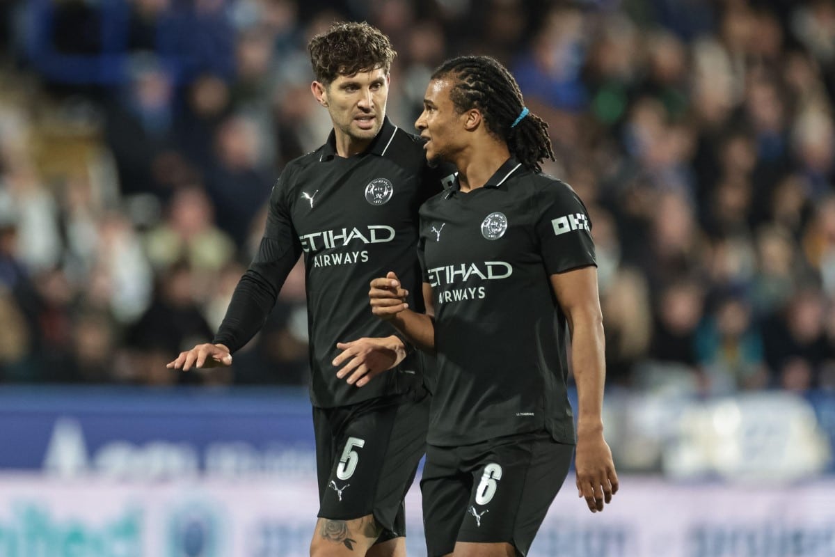 John Stones oraz Nathan Ake
