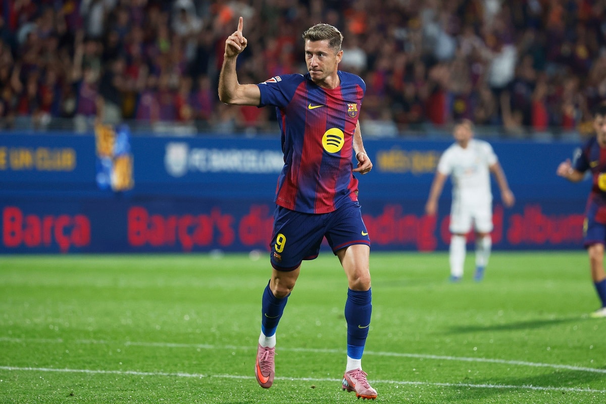 Robert Lewandowski (FC Barcelona - Valencia CF)