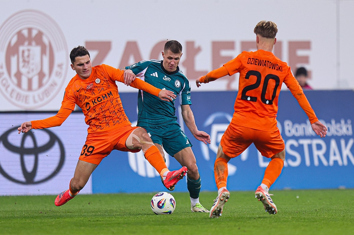 Zawodnicy Legii Warszawa i Zagłębia Lubin