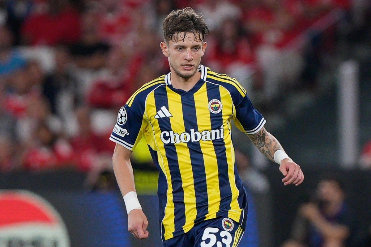 Sebastian Szymański